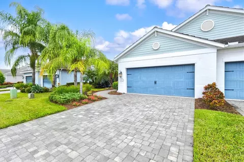 Exterior - 3031 Sky Blue Cv, Bradenton, FL 34211 photo 4 of 17