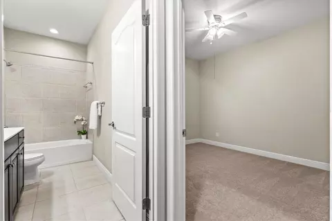 Entry Way - 3031 Sky Blue Cv, Bradenton, FL 34211 photo 2 of 2