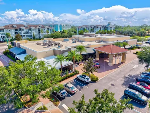 Exterior - 3031 Sky Blue Cv, Bradenton, FL 34211 photo 13 of 17