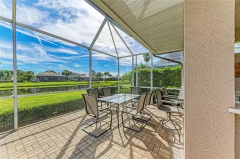 Exterior - 5133 96th St E, Bradenton, FL 34211 photo 7 of 16