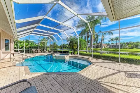 Exterior - 5133 96th St E, Bradenton, FL 34211 photo 6 of 16