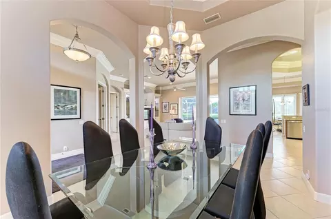 Dining - 5133 96th St E, Bradenton, FL 34211 photo 2 of 7
