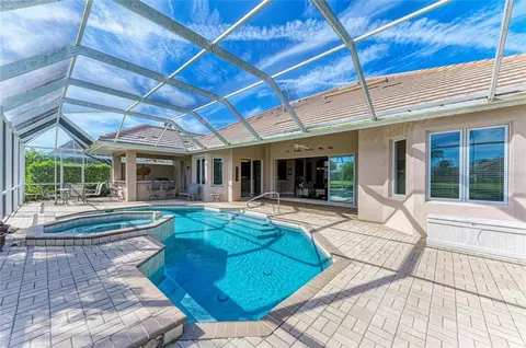 Exterior - 5133 96th St E, Bradenton, FL 34211 photo 5 of 16