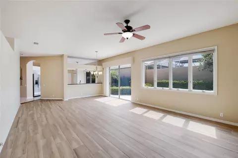 Living - 8702 52nd Dr E, Bradenton, FL 34211 photo 5 of 6