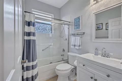 Bath - 6311 43rd Ct E, Sarasota, FL 34243 photo 4 of 5