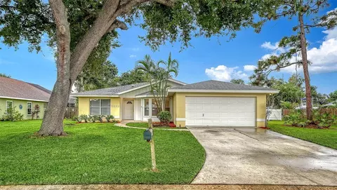 6822 Tema Ln, Sarasota, FL 34241