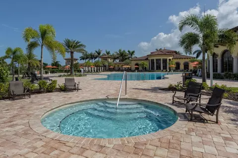Exterior - 20680 Trattoria Loop, Venice, FL 34293 photo 12 of 17
