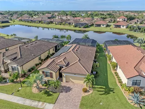 View/Area - 20680 Trattoria Loop, Venice, FL 34293 photo 2 of 14