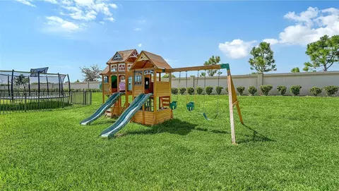 Exterior - 8318 Abalone Loop, Parrish, FL 34219 photo 6 of 14