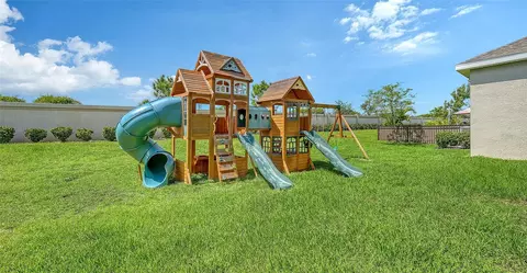 Exterior - 8318 Abalone Loop, Parrish, FL 34219 photo 5 of 14