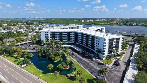 5855 Midnight Pass Rd #221, Sarasota, FL 34242