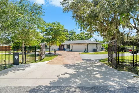 2660 57th St, Sarasota, FL 34243