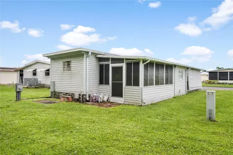 Exterior - 5316 53rd Ave E #Q11, Bradenton, FL 34203 photo 6 of 13