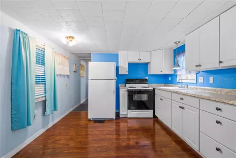 Kitchen - 5316 53rd Ave E #Q11, Bradenton, FL 34203 photo 1 of 2