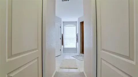 Entry Way - 14843 7th Ave E, Bradenton, FL 34212 photo 4 of 7