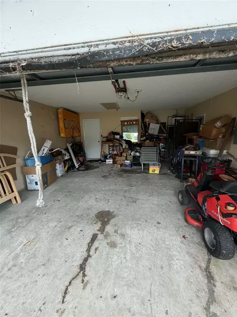 7230 Toledo Rd, Spring Hill, FL 34606 photo 7