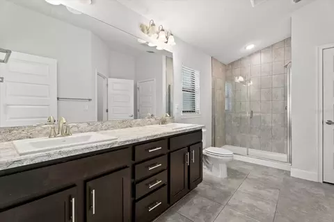 Bath - 16117 61st Ln E, Parrish, FL 34219 photo 2 of 2