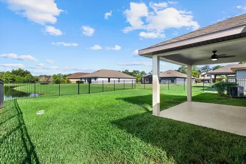 Exterior - 16117 61st Ln E, Parrish, FL 34219 photo 5 of 6