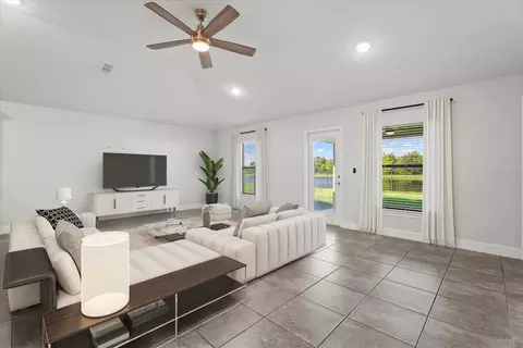 Living - 16117 61st Ln E, Parrish, FL 34219 photo 2 of 4
