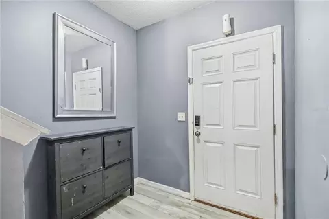 Entry Way - 4118 11th St E, Bradenton, FL 34208 photo 1 of 3