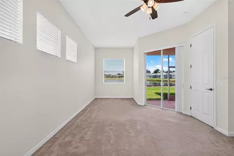 Bedroom - 6407 67th St E, Bradenton, FL 34203 photo 1 of 8