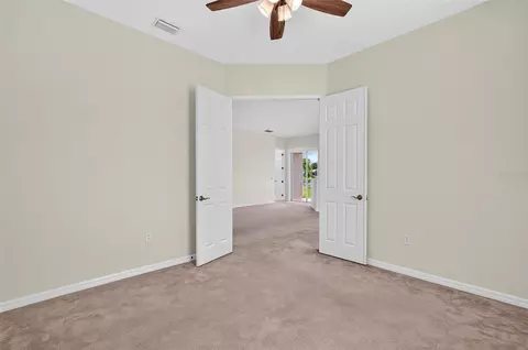 Bedroom - 6407 67th St E, Bradenton, FL 34203 photo 8 of 8