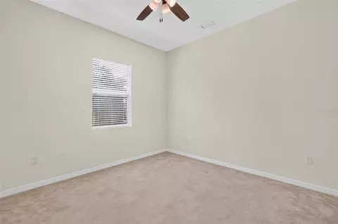 Bedroom - 6407 67th St E, Bradenton, FL 34203 photo 7 of 8