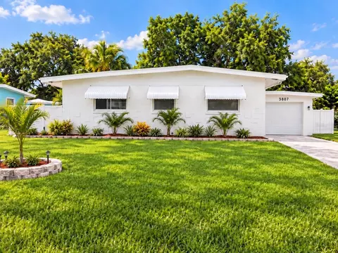5807 20th St W, Bradenton, FL 34207