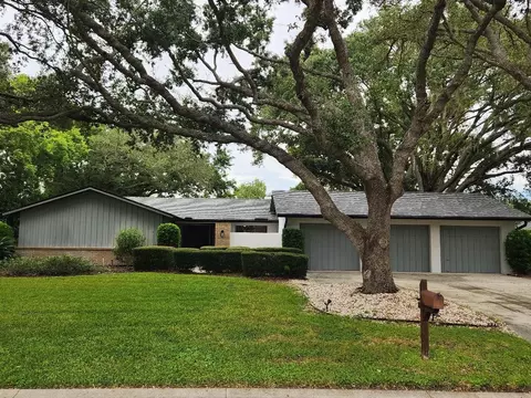 5331 Dominica Cir, Sarasota, FL 34233