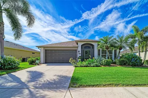 Exterior - 10613 56th St E, Parrish, FL 34219 photo 1 of 11