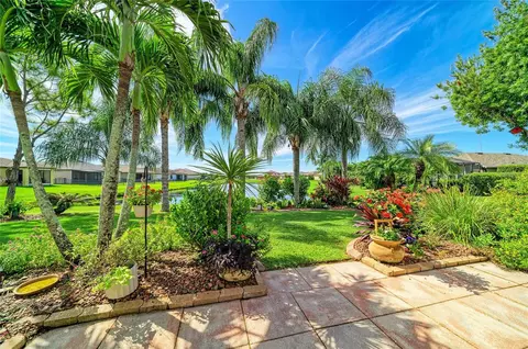Exterior - 10613 56th St E, Parrish, FL 34219 photo 8 of 11