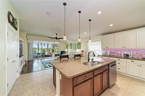 Kitchen - 10613 56th St E, Parrish, FL 34219 photo 1 of 5