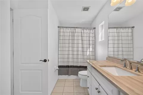 Bath - 4904 Forest Creek Trl, Parrish, FL 34219 photo 4 of 4