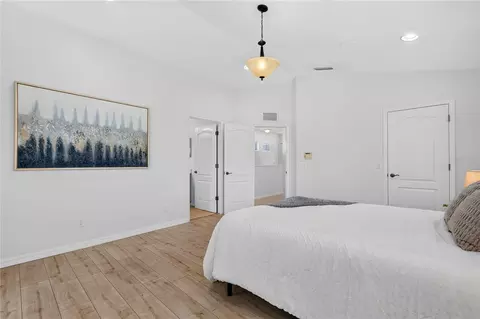 Bedroom - 4904 Forest Creek Trl, Parrish, FL 34219 photo 3 of 8