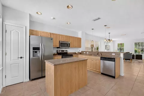 Kitchen - 4904 Forest Creek Trl, Parrish, FL 34219 photo 1 of 3