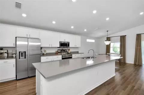Kitchen - 6528 166th Pl E, Parrish, FL 34219 photo 1 of 5