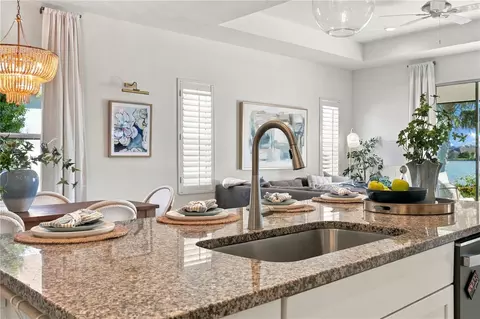 Kitchen - 4618 Foxtail Dr, Parrish, FL 34219 photo 5 of 7