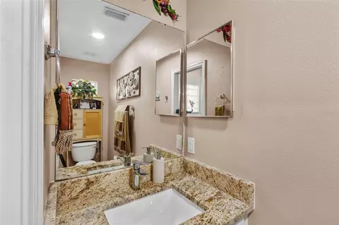 Bath - 11530 Andy Dr, Riverview, FL 33569 photo 3 of 7