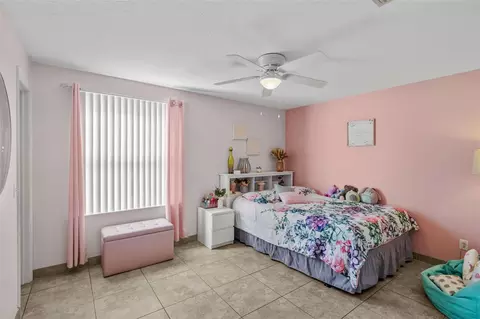 Bedroom - 11530 Andy Dr, Riverview, FL 33569 photo 4 of 8