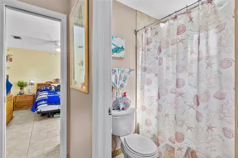 Bath - 11530 Andy Dr, Riverview, FL 33569 photo 6 of 7
