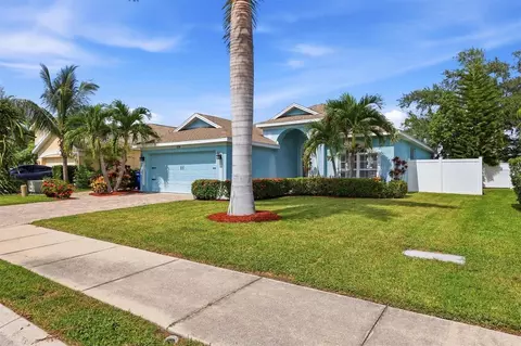 5718 48th Street Cir E, Bradenton, FL 34203