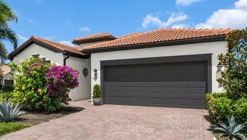 4602 Royal Dornoch Cir, Bradenton, FL 34211