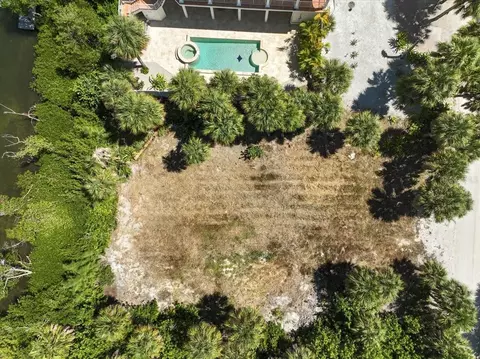 61 Palm Dr, Placida, FL 33946 photo 3