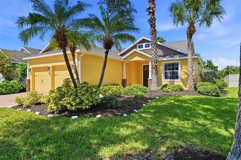 3415 72nd Dr E, Sarasota, FL 34243