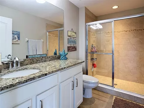 Bath - 17014 E 2nd Ave, Bradenton, FL 34212 photo 4 of 5