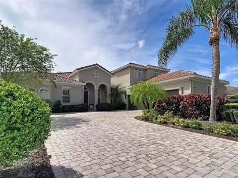 Exterior - 17014 E 2nd Ave, Bradenton, FL 34212 photo 13 of 16