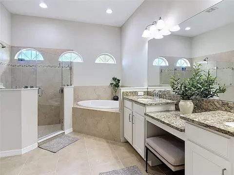 Bath - 17014 E 2nd Ave, Bradenton, FL 34212 photo 1 of 5