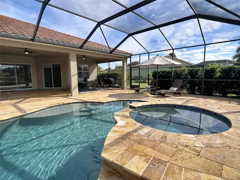 Exterior - 17014 E 2nd Ave, Bradenton, FL 34212 photo 5 of 16