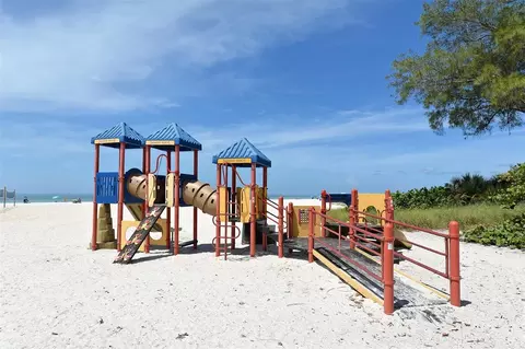 Other - 5390 Gulf Dr, Holmes Beach, FL 34217 photo 4 of 10
