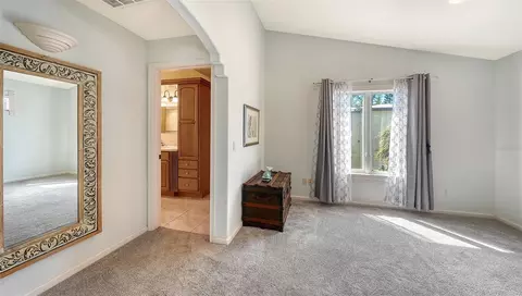 Bedroom - 5390 Gulf Dr, Holmes Beach, FL 34217 photo 4 of 4